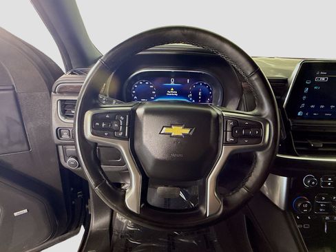 Used 2023 Chevrolet Tahoe LT w/ Luxury Package RWD image 13