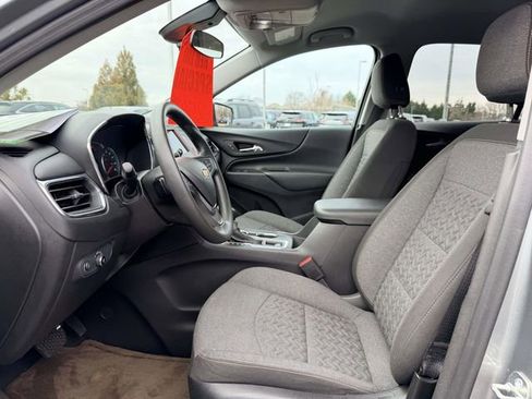 Used 2023 Chevrolet Equinox LT image 18