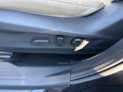 Used 2021 Subaru Legacy Limited AWD/4WD image 17
