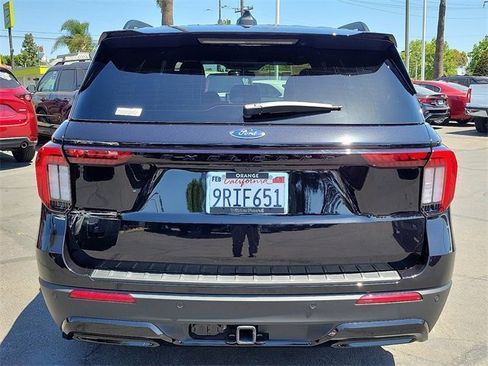 Used 2025 Ford Explorer ST-Line image 18