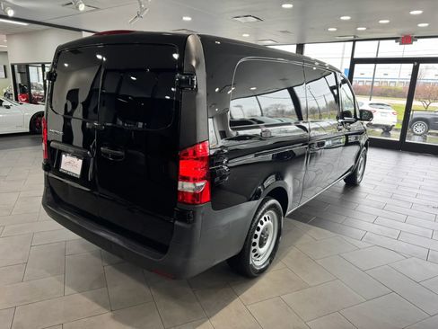 Used 2021 Mercedes-Benz Metris image 5