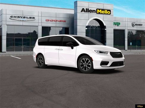 New 2026 Chrysler Pacifica Select image 11