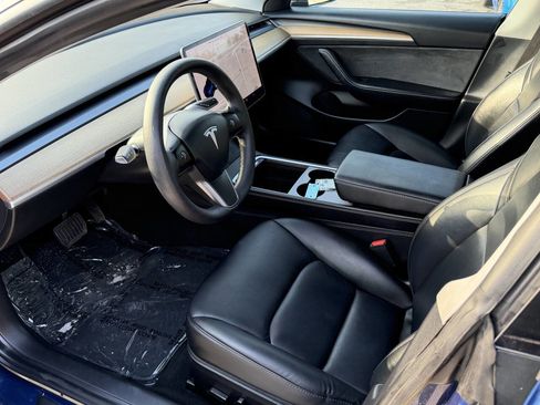 Used 2021 Tesla Model 3 Standard Range Plus image 10