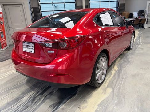 Used 2017 MAZDA MAZDA3 Touring image 29