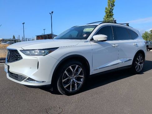 Used 2022 Acura MDX FWD w/ Technology Package image 3