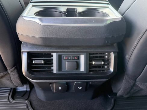 Used 2025 Ford F150 Raptor AWD/4WD image 29