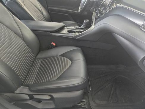Used 2024 Toyota Camry SE FWD image 13