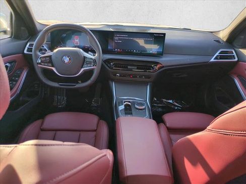 Used 2025 BMW 330i Sedan w/ Convenience Package RWD image 19