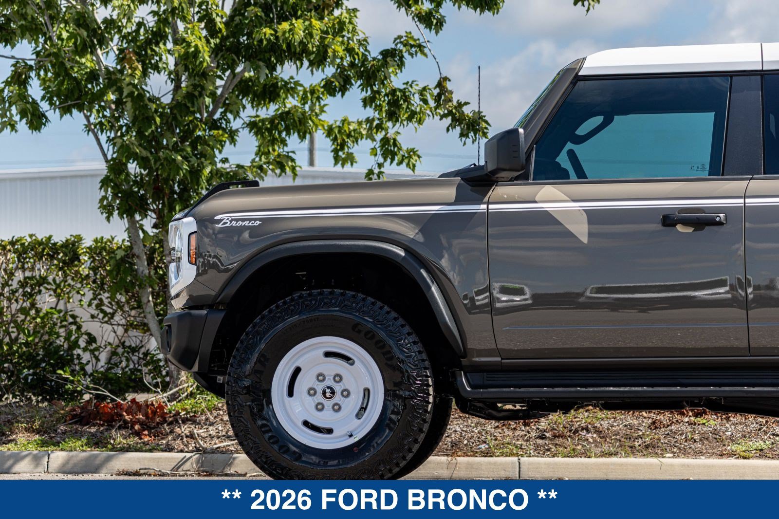New 2026 Ford Bronco Heritage Edition AWD/4WD image 32