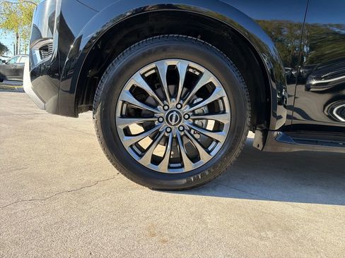 Certified 2024 Nissan Armada Platinum w/ Captain's Chairs Package image 12