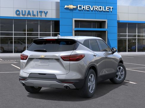 New 2026 Chevrolet Blazer LT FWD image 4