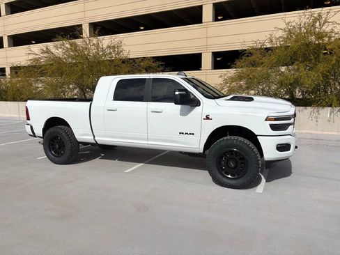 Used 2026 RAM 2500 Laramie w/ Night Edition image 29