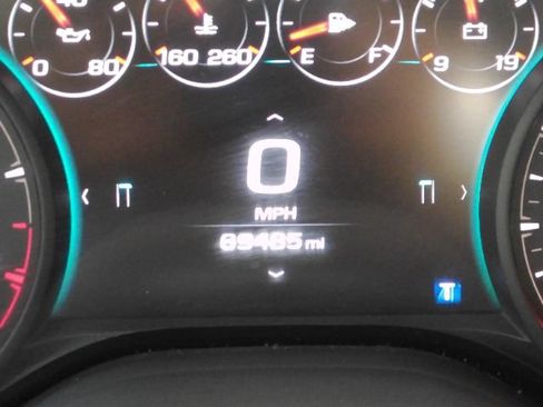 Used 2018 Chevrolet Camaro SS RWD image 30