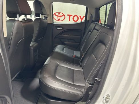 Used 2017 GMC Canyon SLT w/ Driver Alert Package image 19