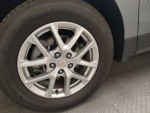 Used 2024 Chevrolet Equinox LT image 31