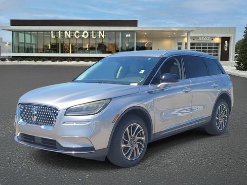 Certified 2022 Lincoln Corsair FWD image 2
