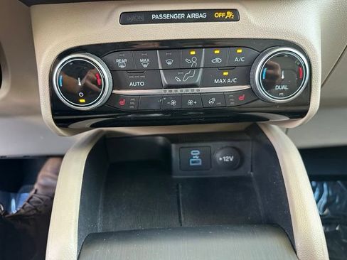 Certified 2022 Ford Escape SEL FWD image 20
