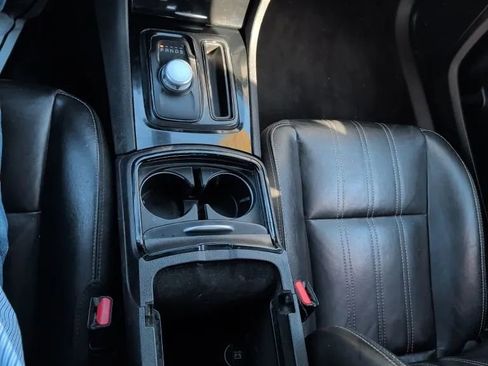 Used 2021 Chrysler 300 S w/ S Model Appearance Package image 17