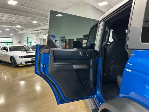 Used 2022 Ford Bronco Outer Banks w/ Sasquatch Package AWD/4WD image 36