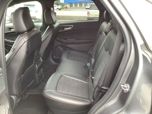 Used 2024 Ford Edge ST-Line AWD/4WD image 9