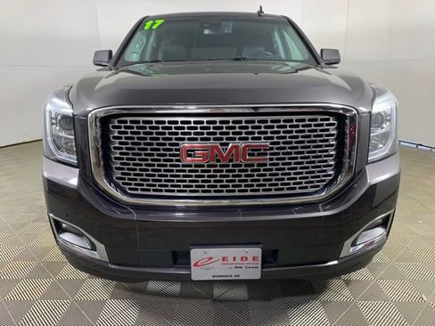 Used 2017 GMC Yukon SLT w/ Open Road Package AWD/4WD image 4