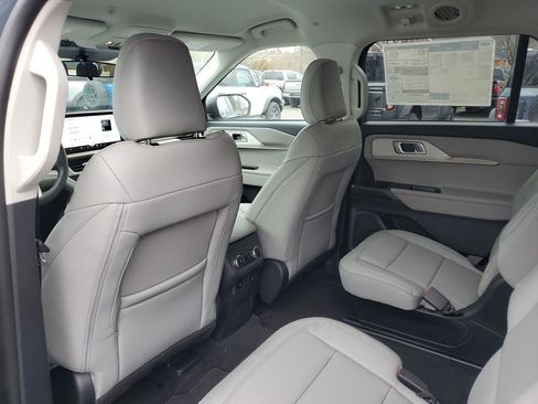 New 2026 Ford Explorer Active image 28