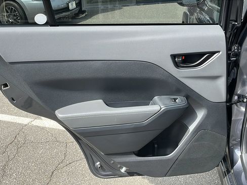 Certified 2024 Subaru Crosstrek 2.0i Premium AWD/4WD image 21