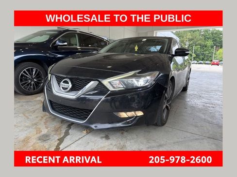 Used 2017 Nissan Maxima Platinum FWD image 1