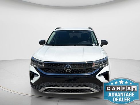 Used 2024 Volkswagen Taos S FWD image 2