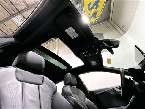 Used 2022 Audi A5 2.0T Premium Plus w/ Premium Plus image 16