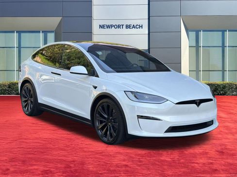 Used 2024 Tesla Model X AWD/4WD image 8