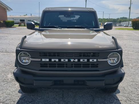 New 2025 Ford Bronco 4-Door image 7