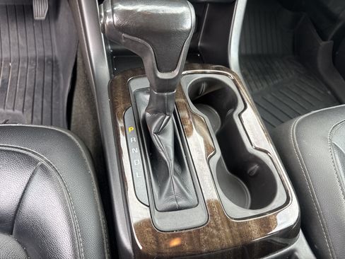 Used 2018 GMC Canyon SLT w/ Driver Alert Package AWD/4WD image 20