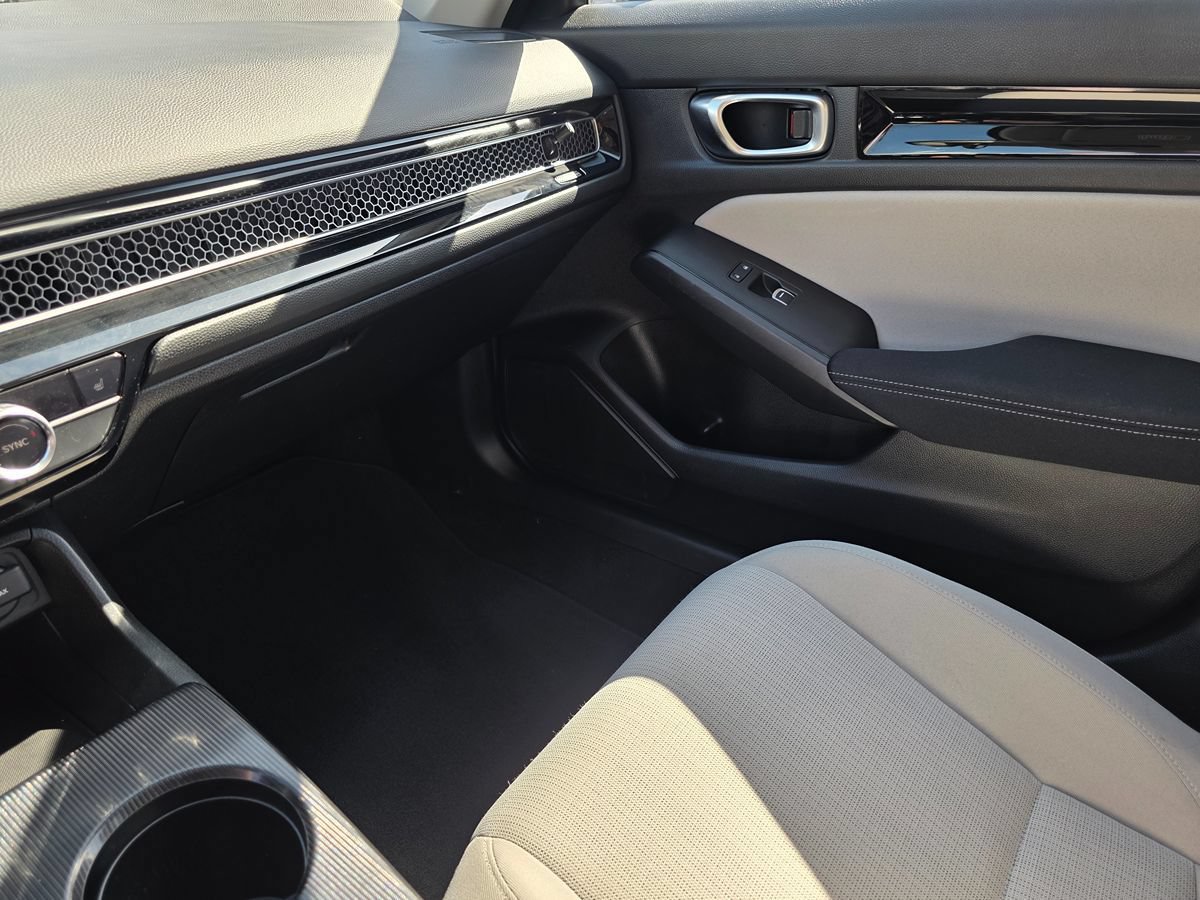 Used 2022 Honda Civic EX image 36