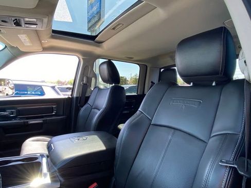 Used 2018 RAM 2500 Laramie AWD/4WD image 10