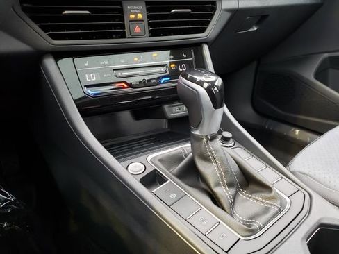 New 2026 Volkswagen Jetta SE image 11