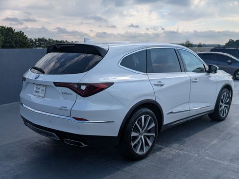 Used 2025 Acura MDX SH-AWD w/ Technology Package image 5