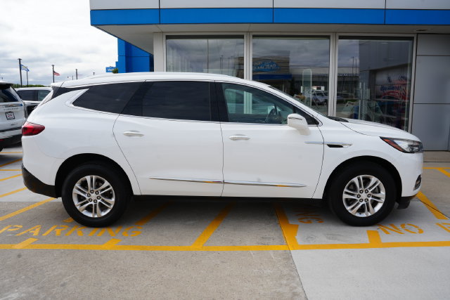 Used 2018 Buick Enclave Essence AWD/4WD image 7