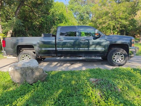 Used 2017 Chevrolet Silverado 3500 LTZ w/ Duramax Plus Package AWD/4WD image 3