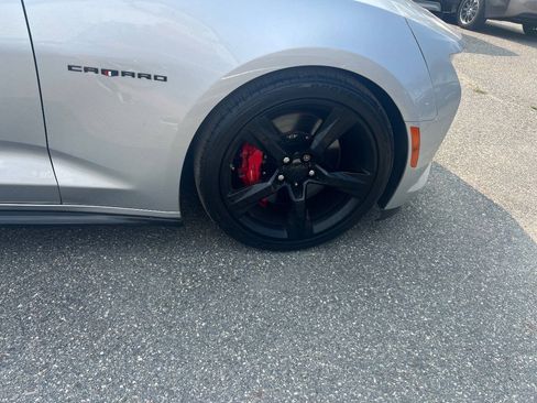 Used 2018 Chevrolet Camaro SS RWD image 36