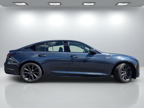 New 2026 Cadillac CT5 V image 3