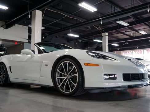 Used 2013 Chevrolet Corvette 427 w/ 1SC Preferred Equipment Group RWD image 4