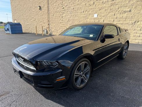 Used 2014 Ford Mustang Coupe w/ V6 Performance Package RWD image 1