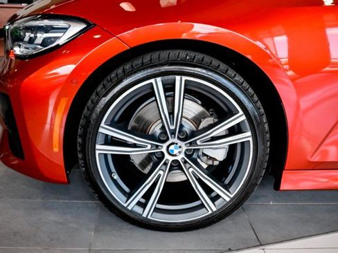 Used 2021 BMW 330i xDrive Sedan w/ M Sport Package AWD/4WD image 44