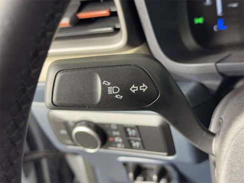 Used 2025 Ford Maverick Lariat w/ 4K Tow Package image 21