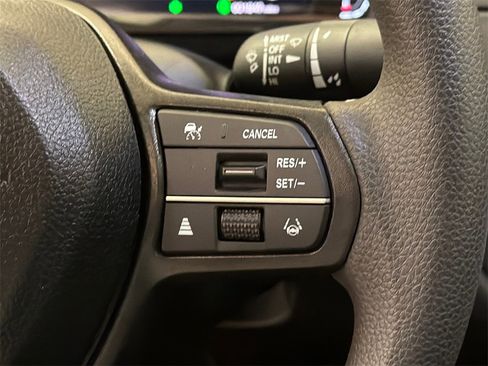 Certified 2025 Honda Accord SE image 28