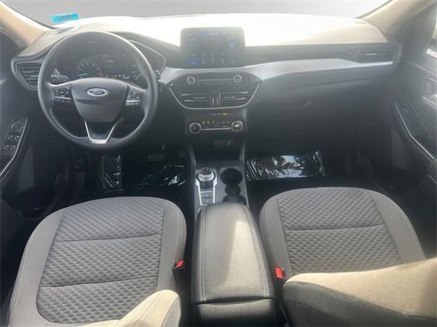 Used 2020 Ford Escape SE image 10