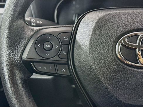 Certified 2025 Toyota RAV4 XLE FWD image 17