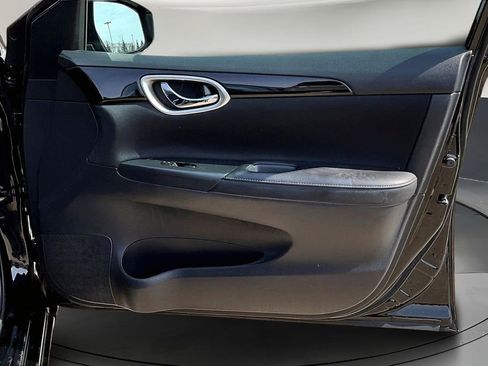 Used 2018 Nissan Sentra SV image 27