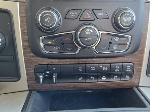 Used 2017 RAM 2500 Laramie w/ Sport Appearance Group image 16